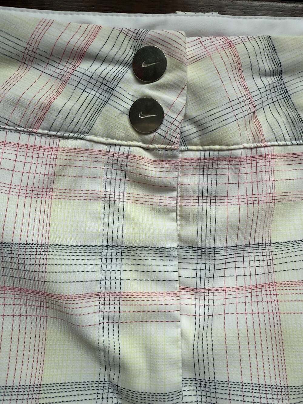 Nike Golf Women's Plaid Dri-FIT Skort in White and Pink - Picture 3 of 9
